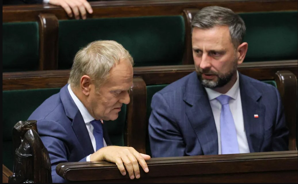 Загроза першим особам Польщі: спецслужби розслідують інформацію про можливий замах на Дональда Туска та Владислава Косіняка-Камиша Загроза першим особам Польщі: спецслужби розслідують інформацію про можливий замах на Дональда Туска та Владислава Косіняка-Камиша
